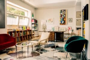 archivio marchi italiani in un ufficio moderno