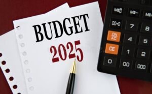 Quanto Costa Realizzare Una Srl In Italia Guida Ai Costi Principali 10 bilanci aziendali con calcolatrice e penna