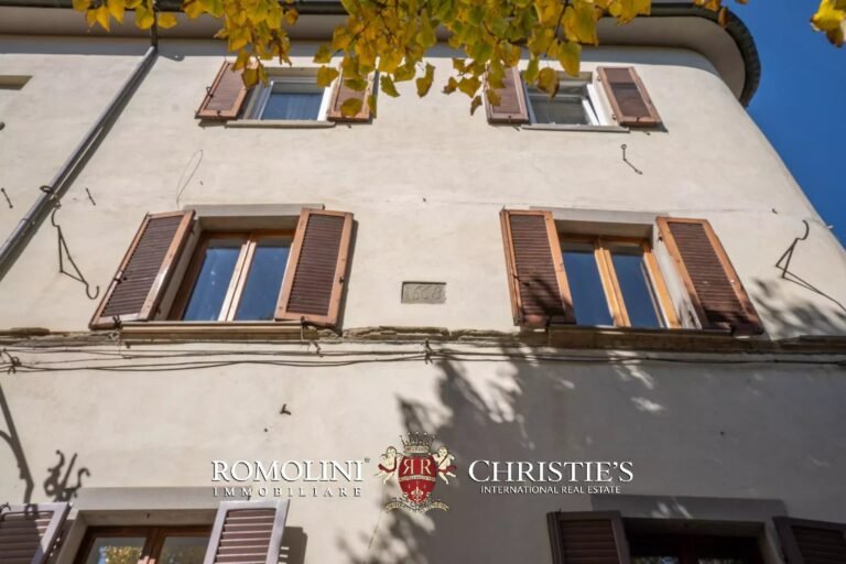 edificio storico conservatoria registri immobiliari roma