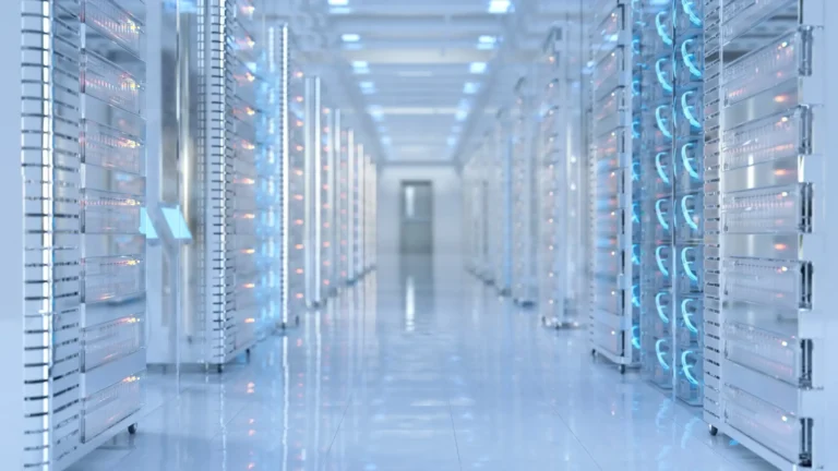 interno di un moderno data center con server