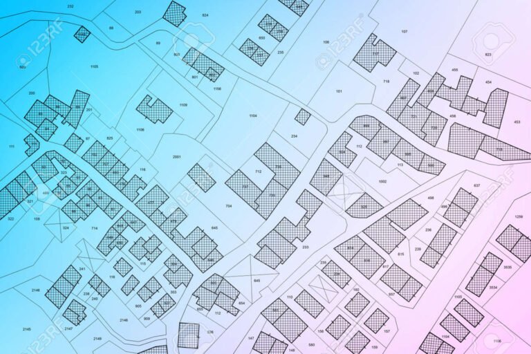 mappa catastale dettagliata con edifici e terreni